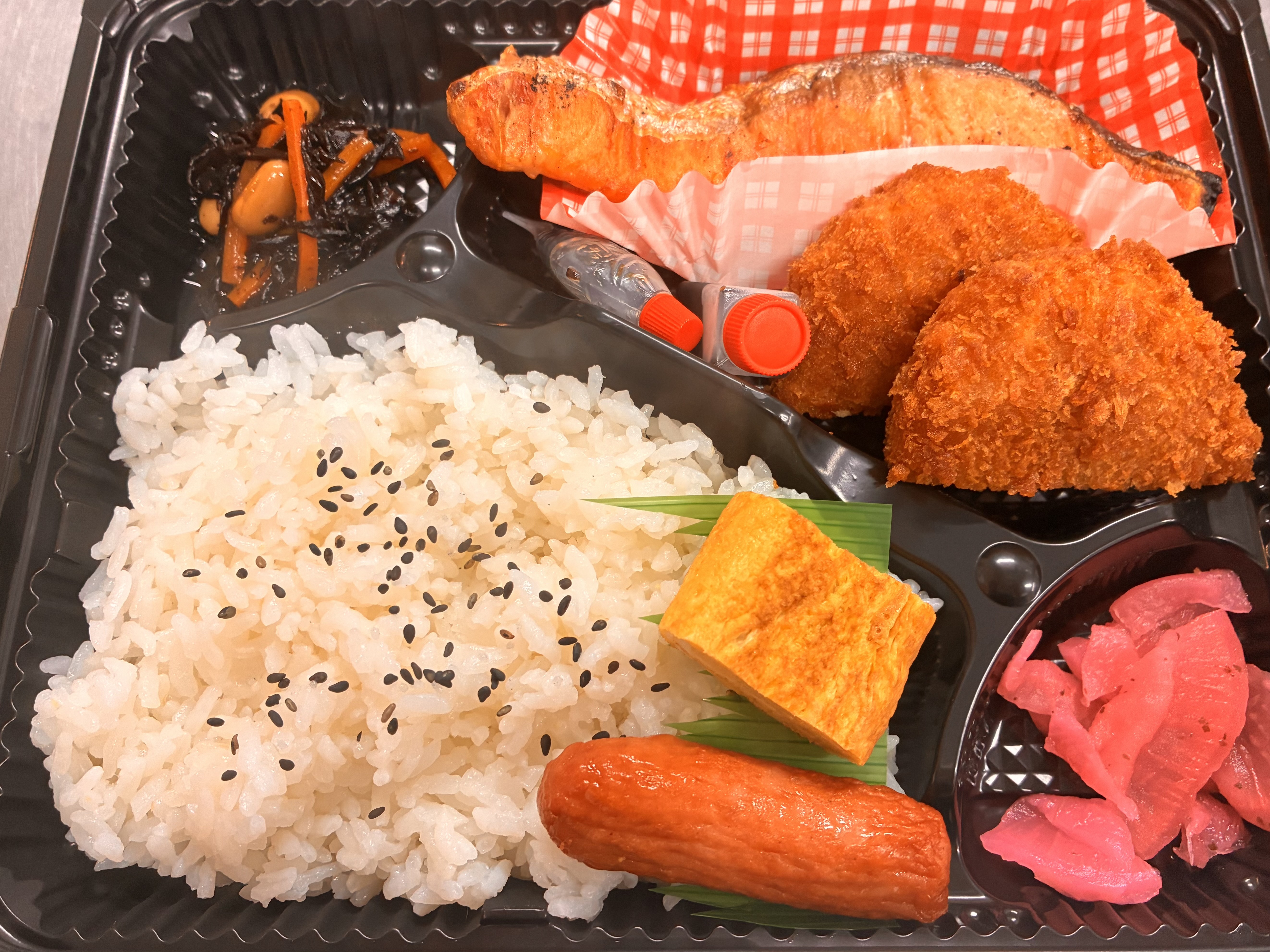 サケ弁当